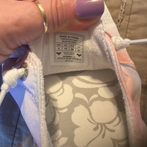 Roxy’s NWOT - Picture 2 of 4